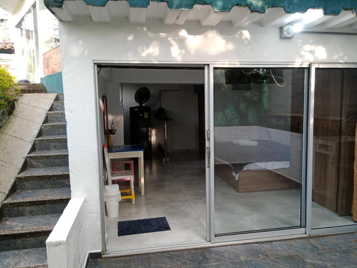 Bird House - Apartament Jardin Bagian luar foto